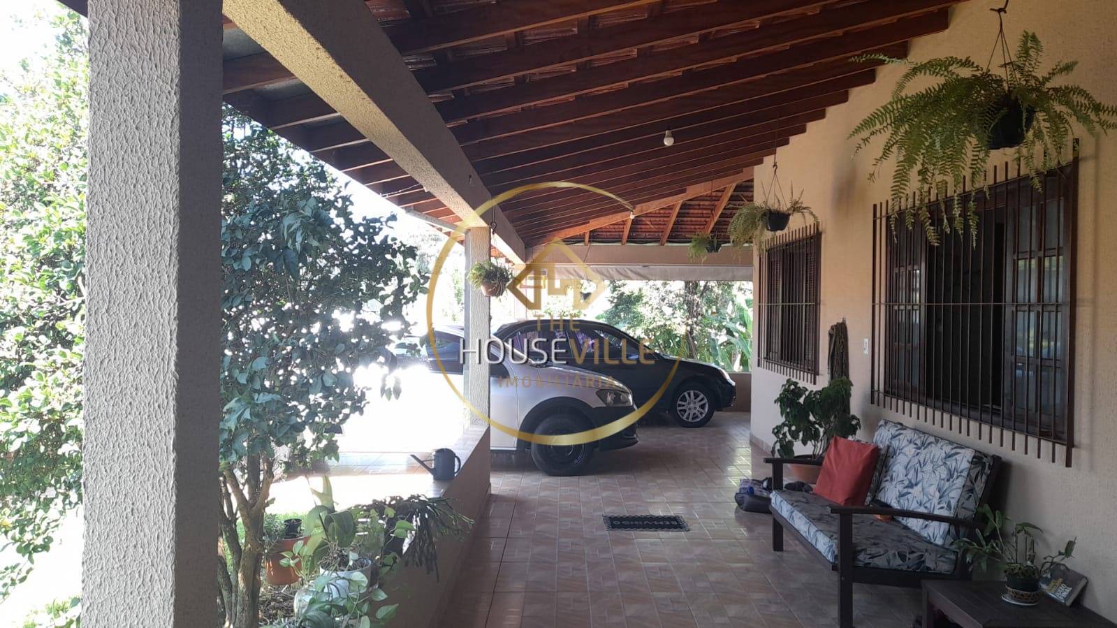 Casa, 3 quartos, 228 m² - Foto 2