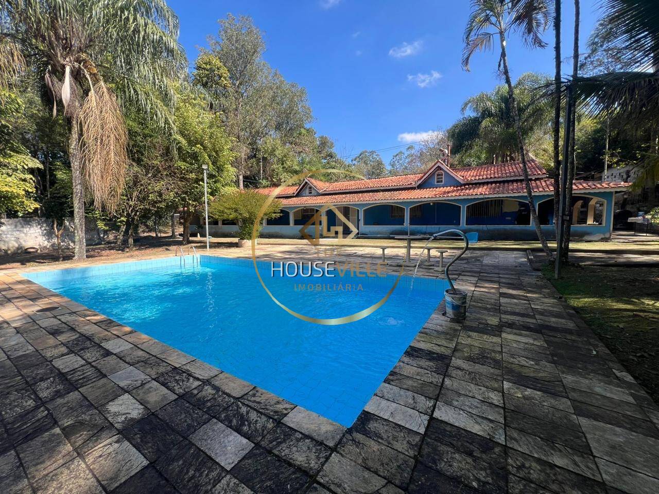 Chácara, 10 quartos, 250 m² - Foto 1