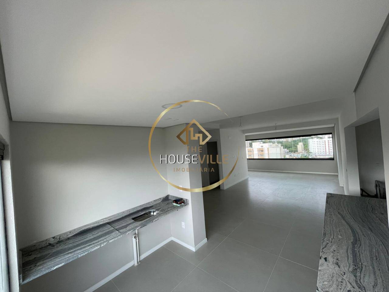 Apartamento, 3 quartos, 150 m² - Foto 1